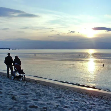 بيت للعطل In Near Baltic Sea بوبيروفو